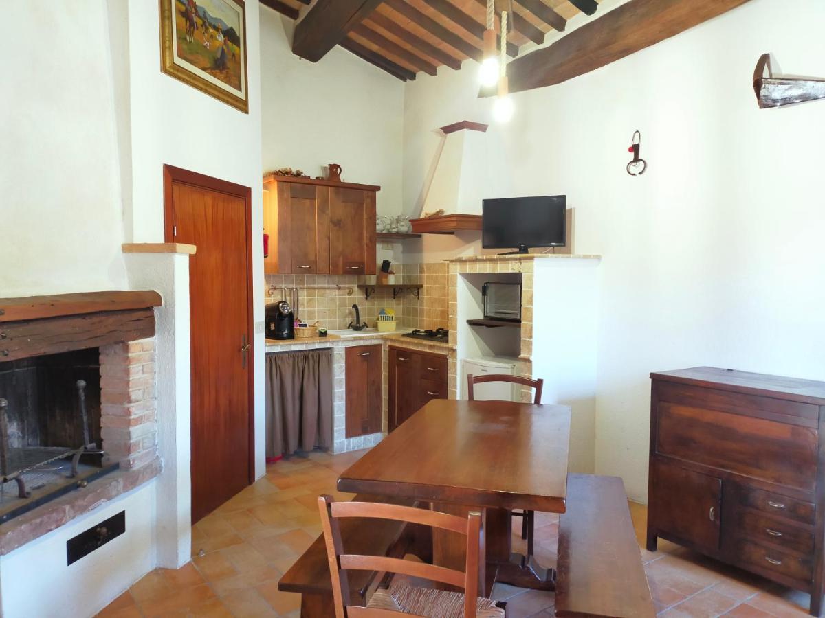 Il Borgo Del Lupo Villa Sarteano Exteriör bild