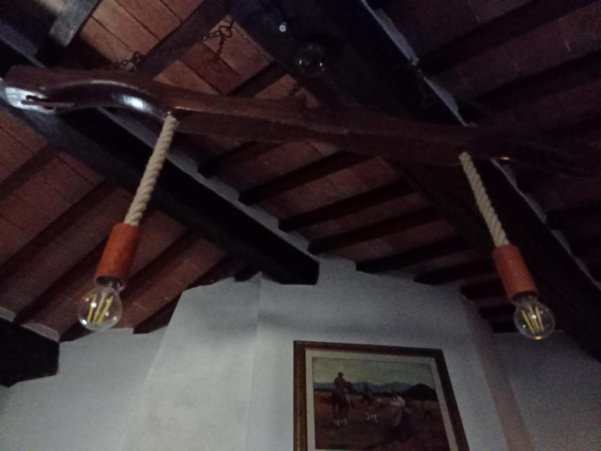 Il Borgo Del Lupo Villa Sarteano Exteriör bild