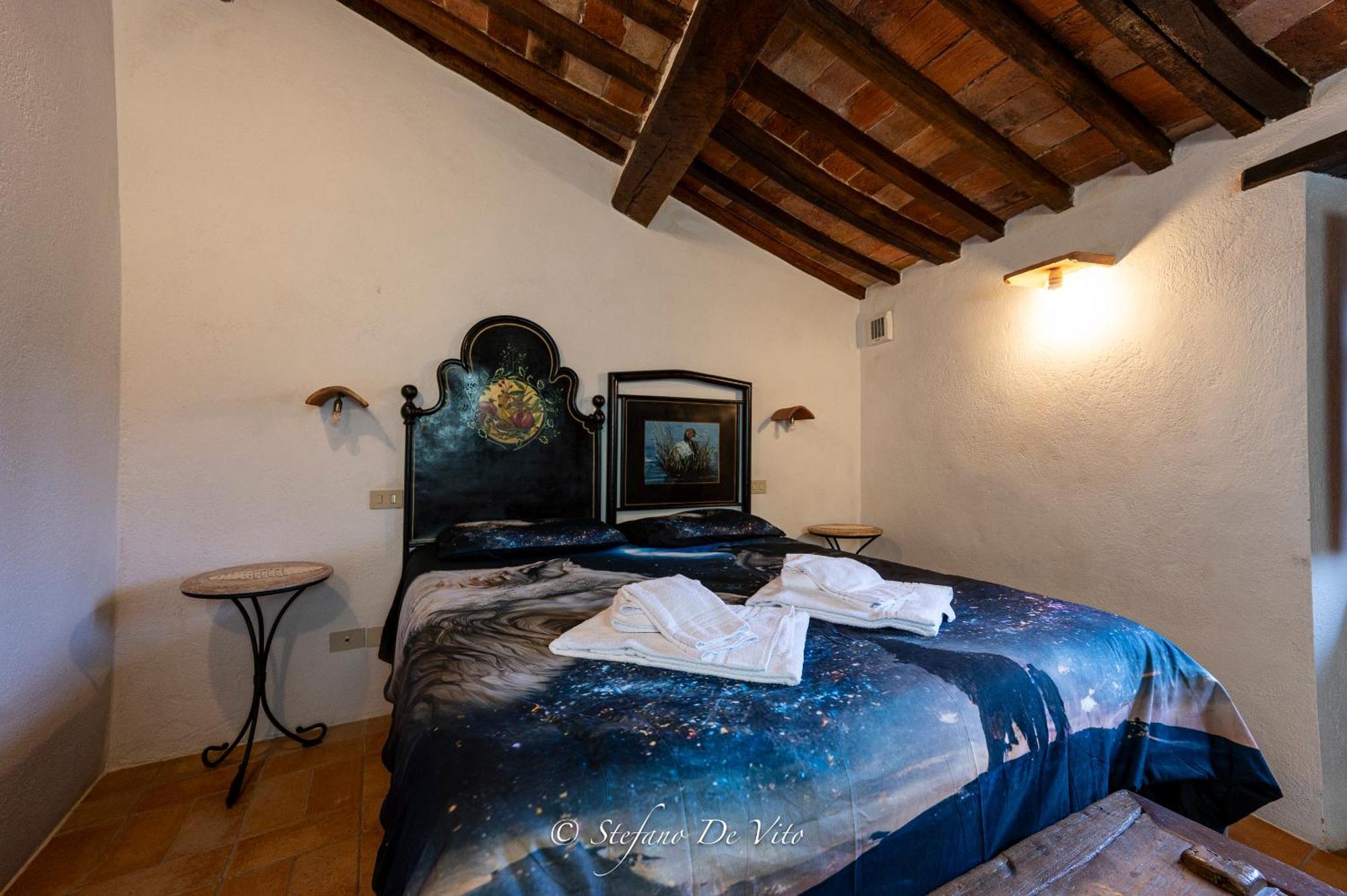 Il Borgo Del Lupo Villa Sarteano Exteriör bild